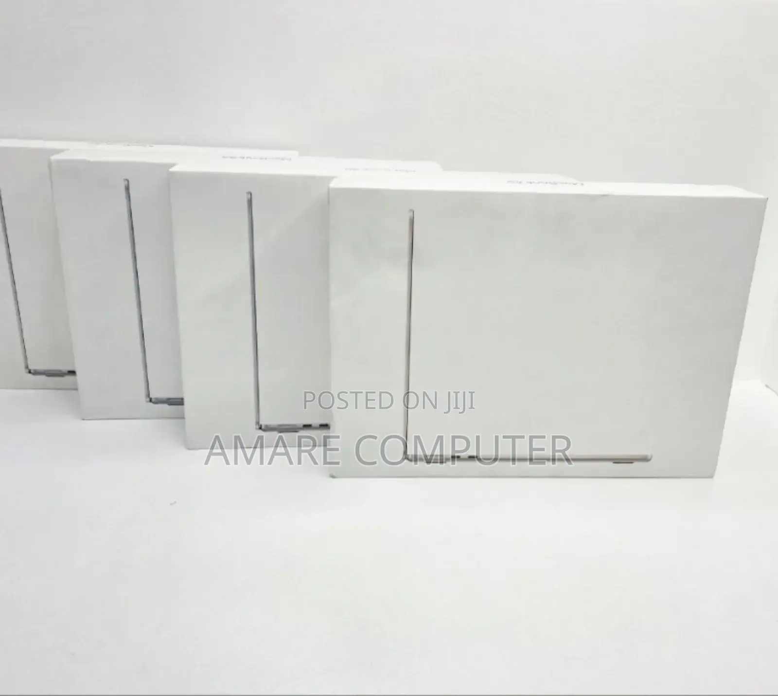 New Laptop Apple MacBook Air 2025 M4 13-Inch 16GB Apple M4 SSD 256GB