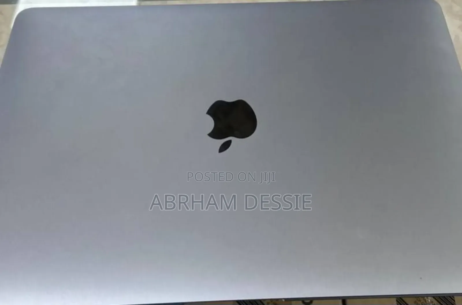New Laptop Apple MacBook 8GB Apple M1 SSD 256GB