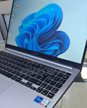 Photo - New Laptop Samsung Galaxy Book 2 8GB Intel Core I5 SSD 256GB