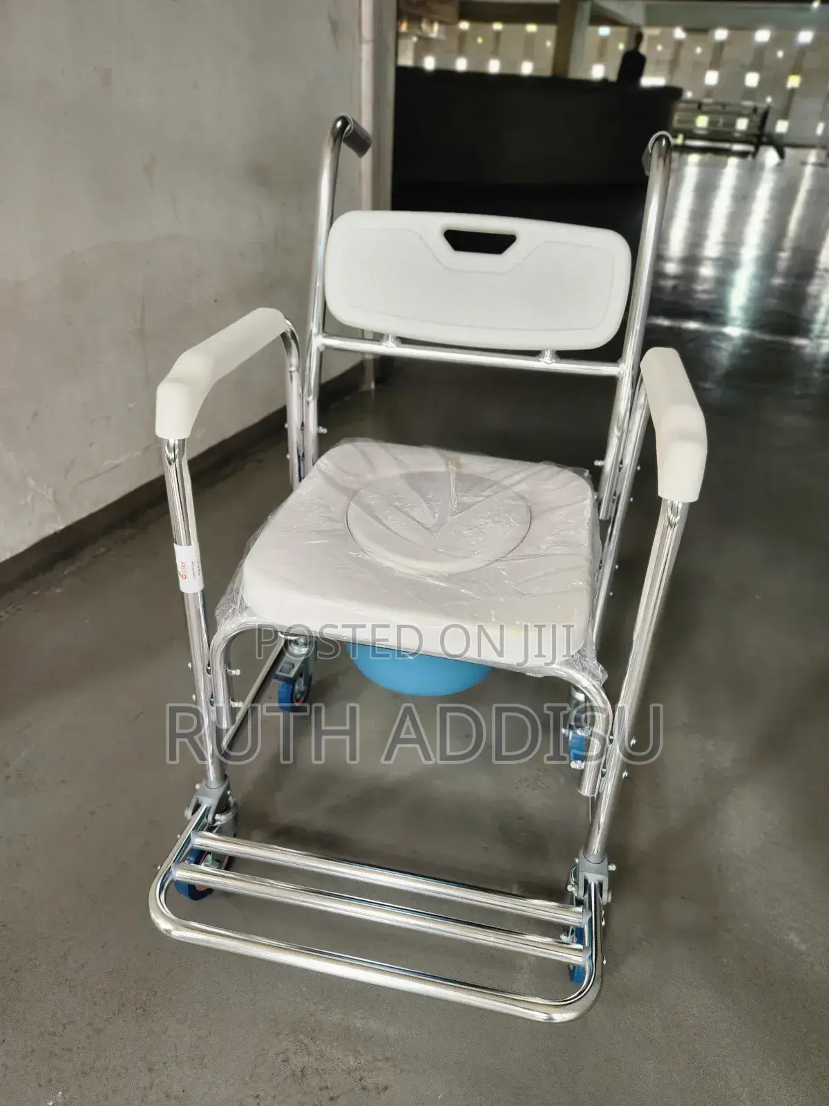 Four Wheel Commode Wheelchair資格wheelchair Commode裿你wheelchair Commode