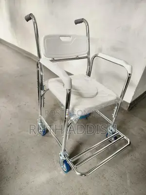 Four Wheel Strong Wheelchair座椅wheelchair倫巴wheelchair Commode Wheelchai