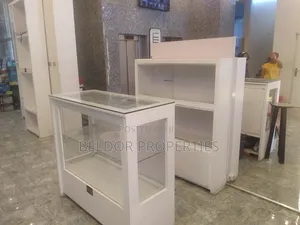 Display for Rent Bole Flamingo