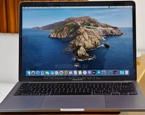 New Laptop Apple MacBook 2020 8GB Intel Core I5 SSD 256GB