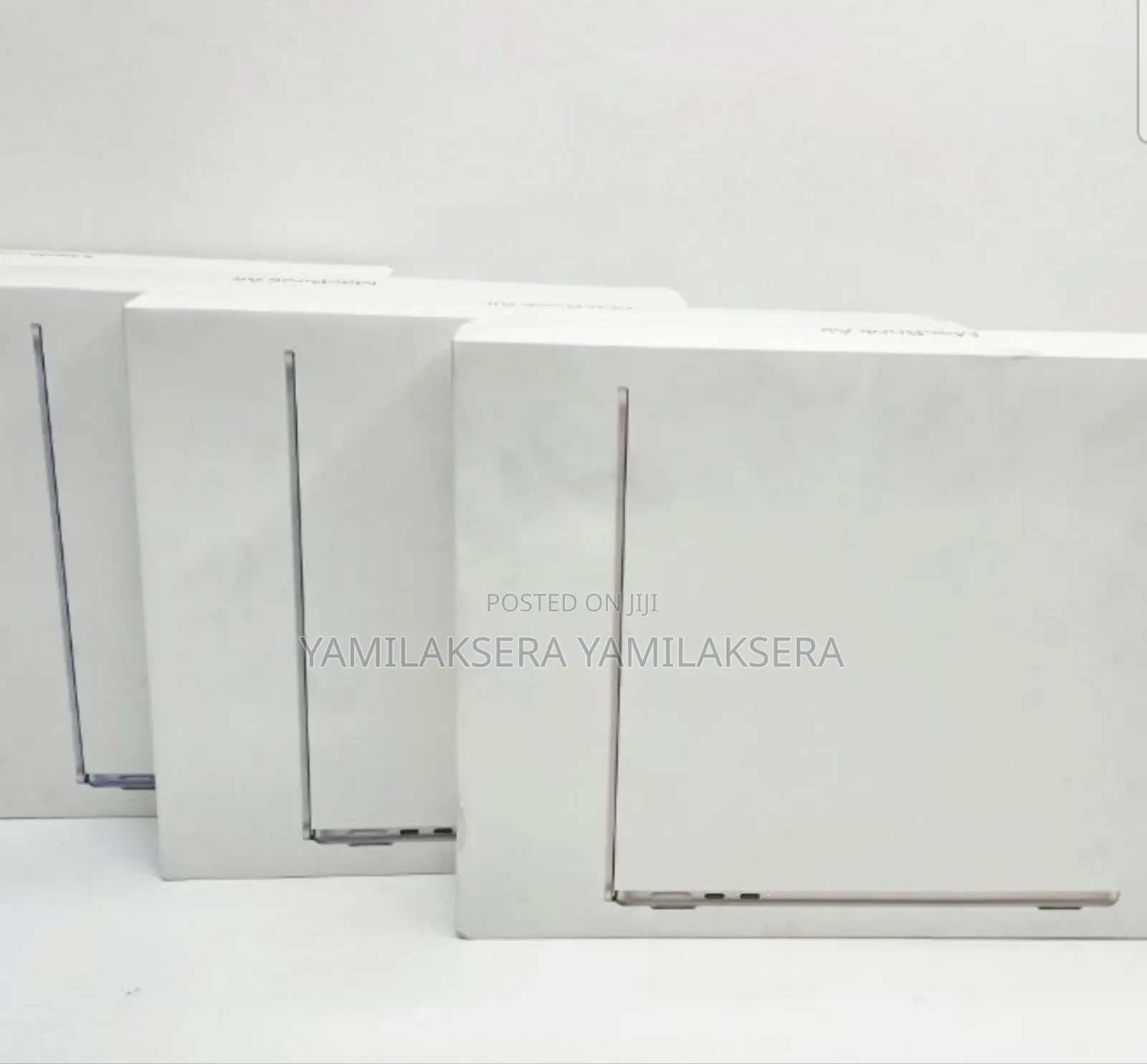 New Laptop Apple MacBook Air 2025 M4 13-Inch 16GB Apple M4 SSD 256GB