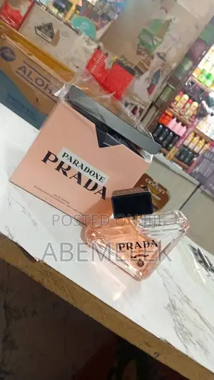 Prada Paradoxe