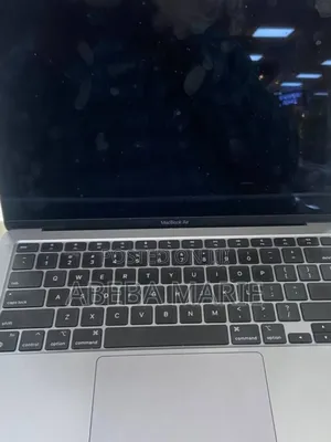 New Laptop Apple MacBook Air 2020 M1 8GB Apple M1 SSD 256GB