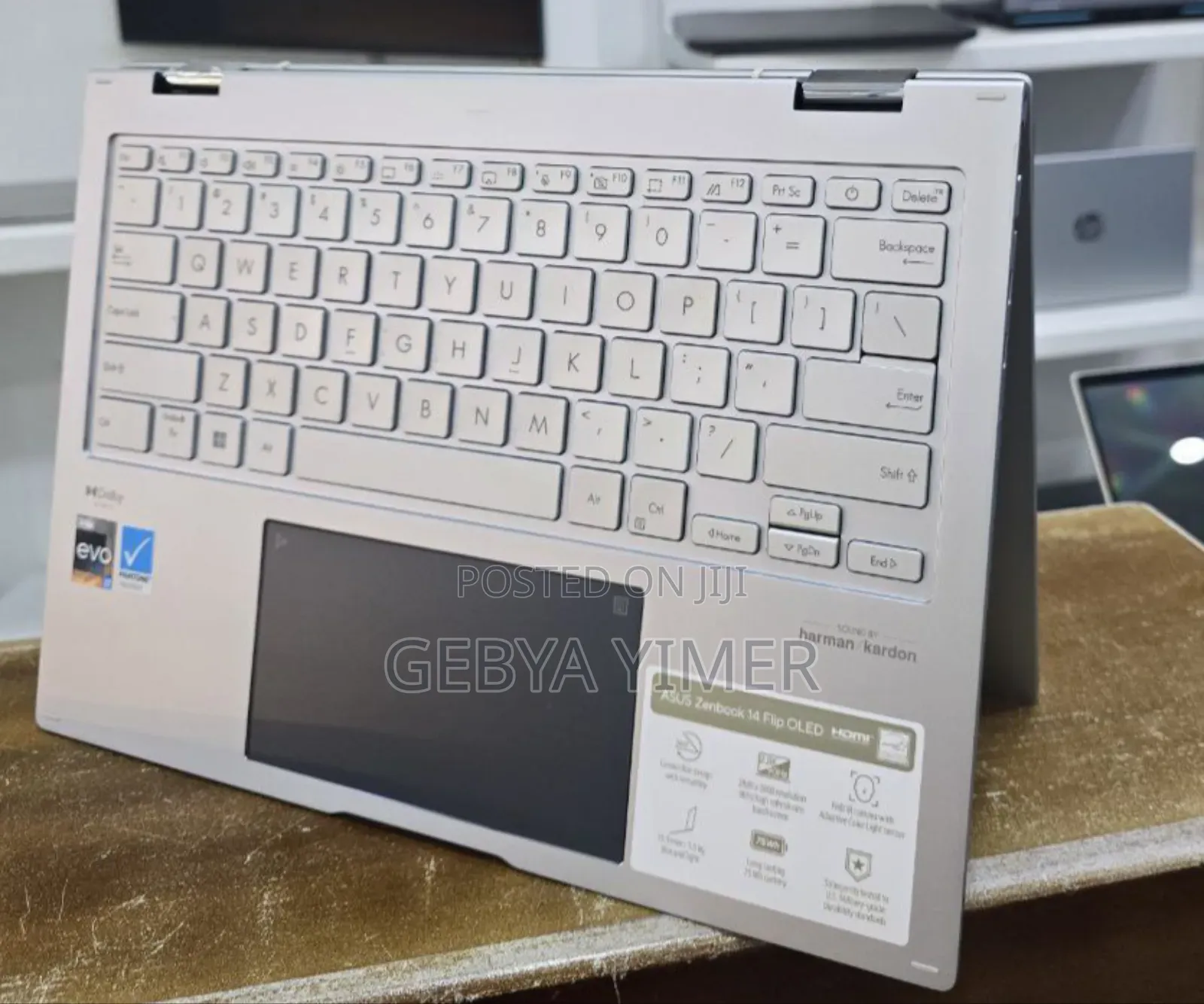 New Laptop Asus ZenBook Flip 14 UX461UA 16GB Intel Core I7 SSD 1T