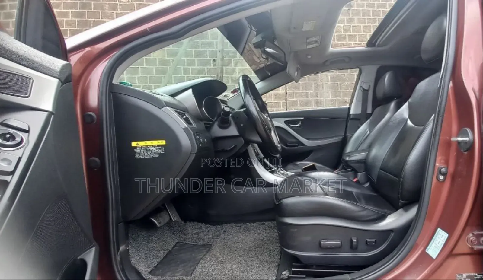 Hyundai Avante 2013 Burgundy