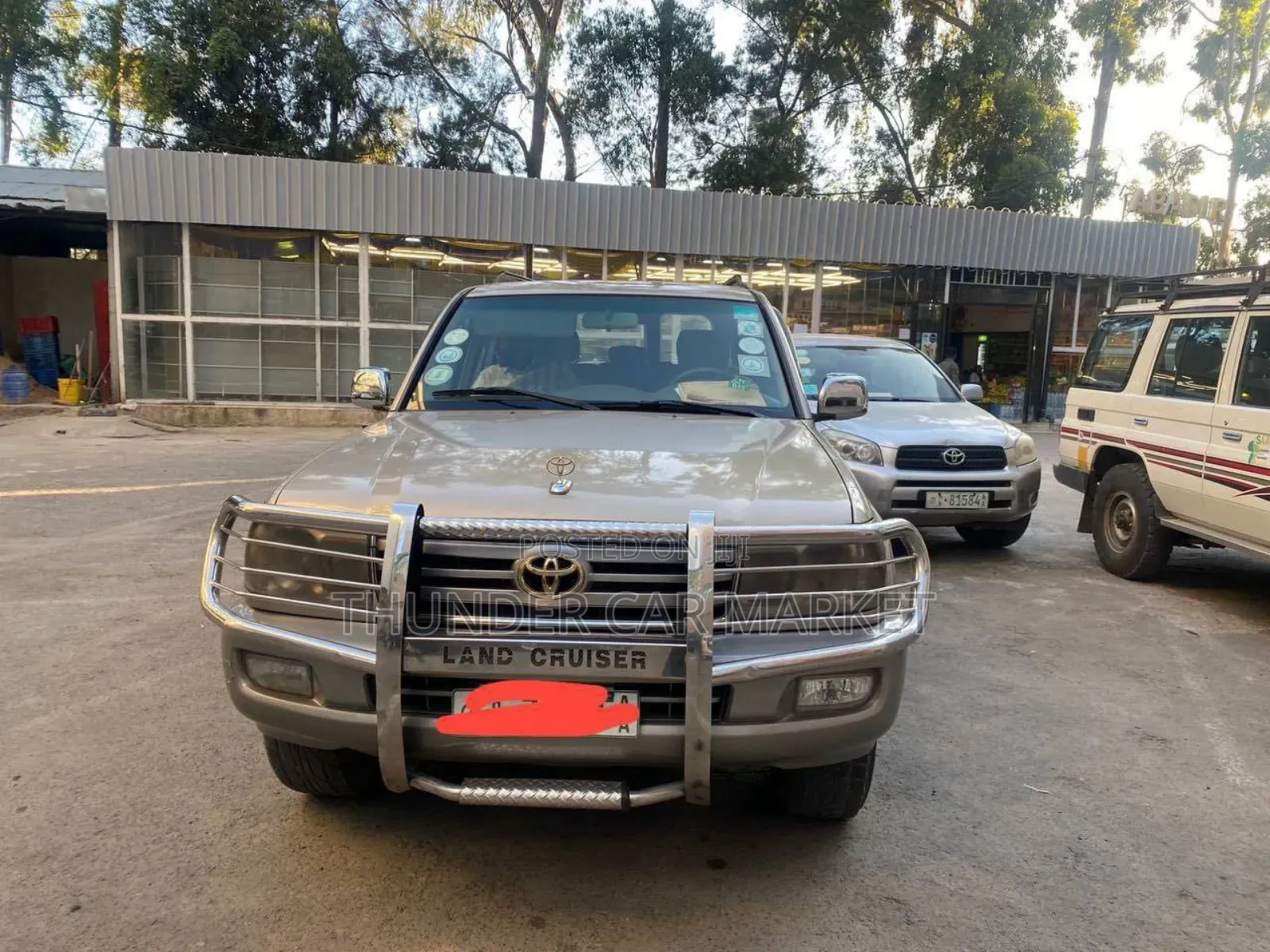 Toyota Land Cruiser 2006 Gold