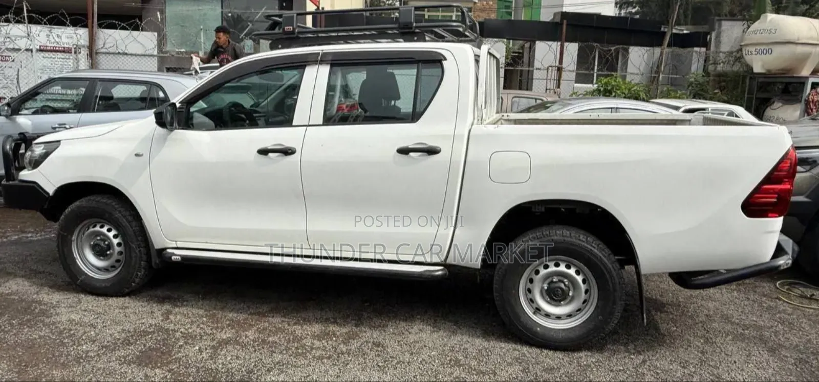Toyota Hilux 2018 White