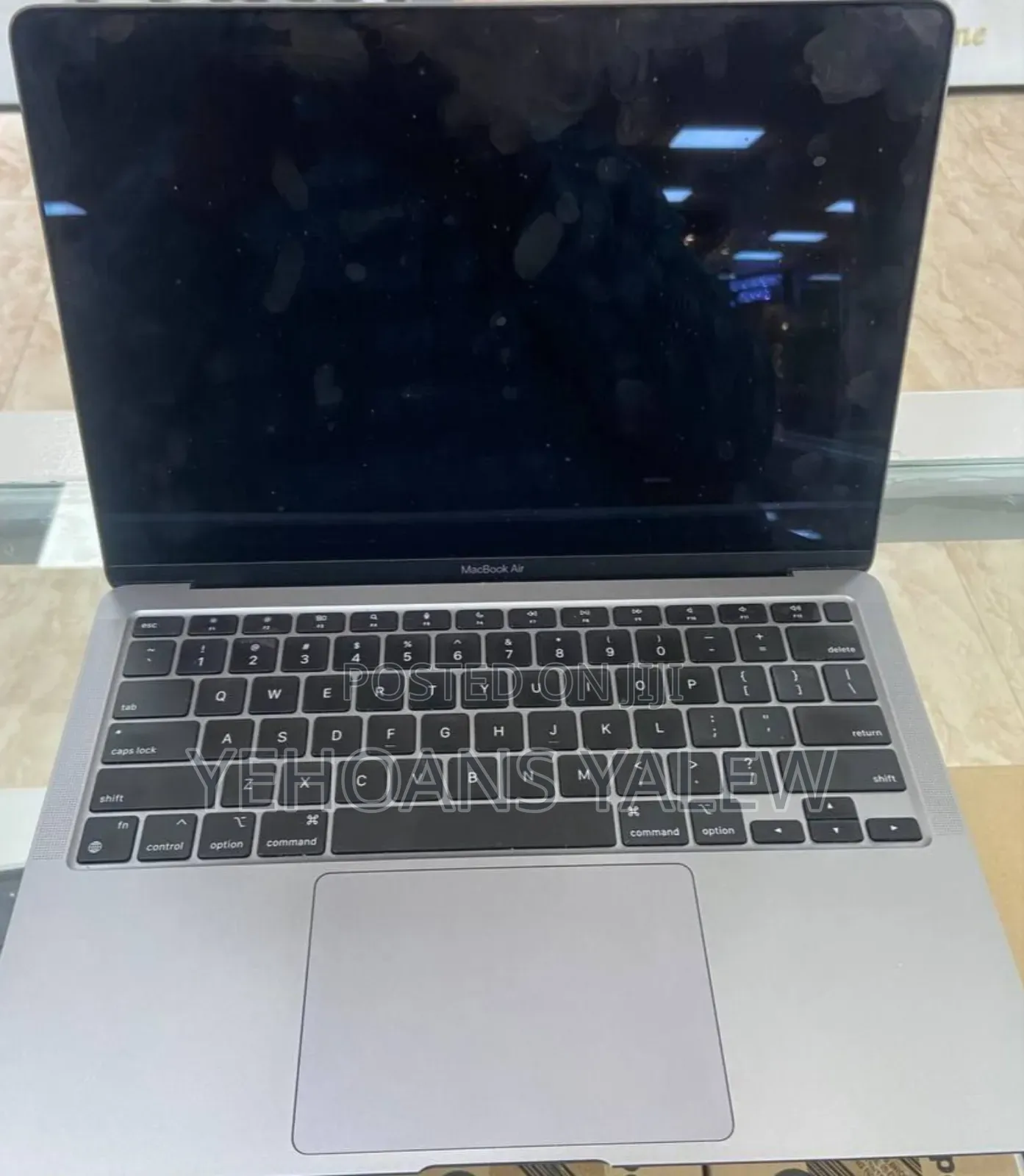 New Laptop Apple MacBook Air 2020 M1 8GB Apple M1 SSD 256GB