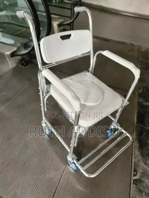 Wheelchair峻險commode Wheelchair條月commode Wheelchair鵝肝wheelchair Commode