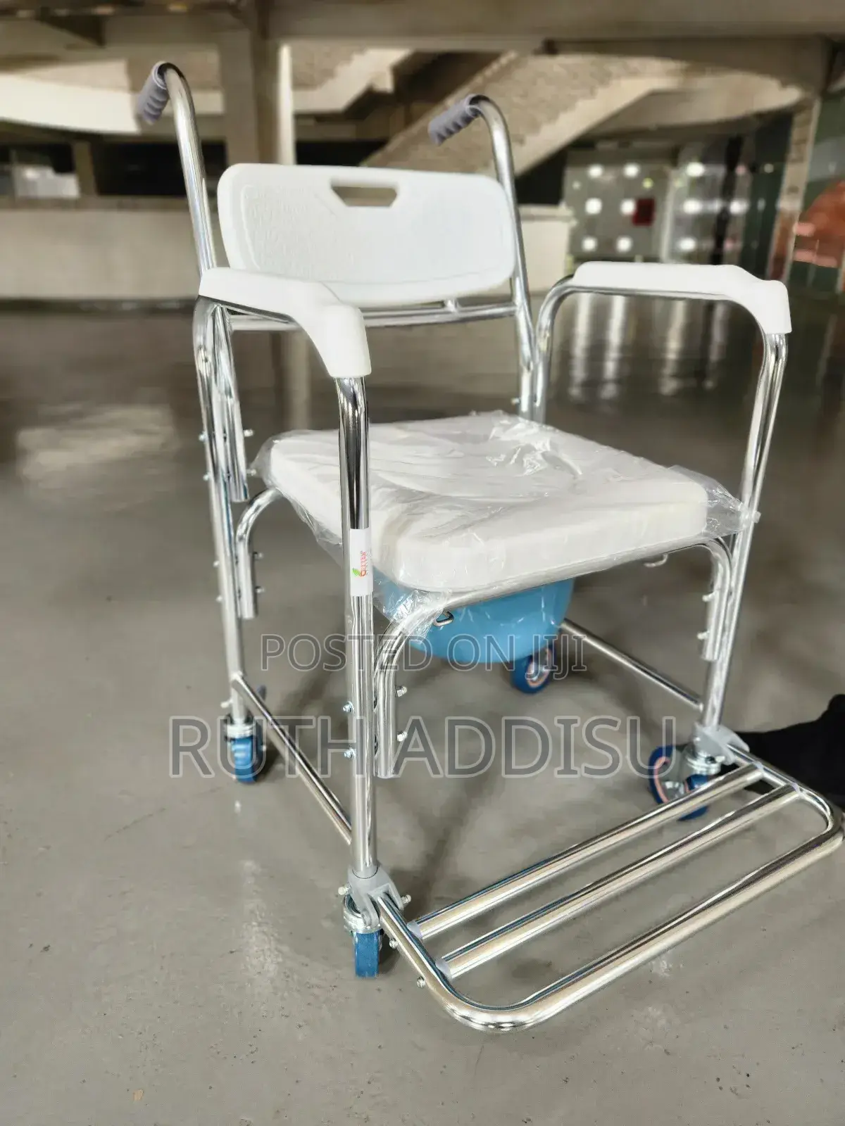 Wheelchair棄嬰commode Wheelchair吞嚥commode Wheelchair㠭協wheelchair Commode
