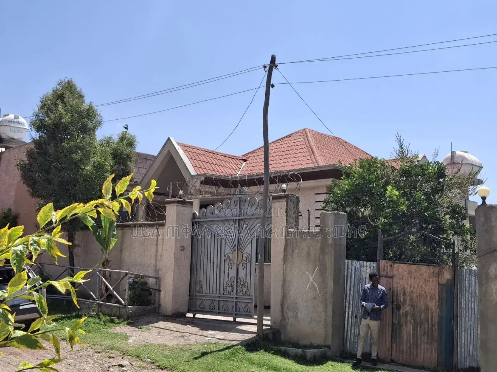 Furnished 2bdrm Villa in ኦሮምያ አለም ገና አካባቢ, Nifas Silk-Lafto for sale