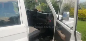 Toyota Land Cruiser 2008 White