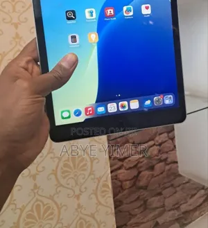 New Apple iPad 10.2 (2021) 64 GB Gray