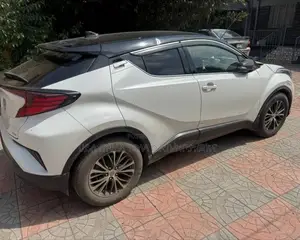 Toyota C-HR 2021 Ivory