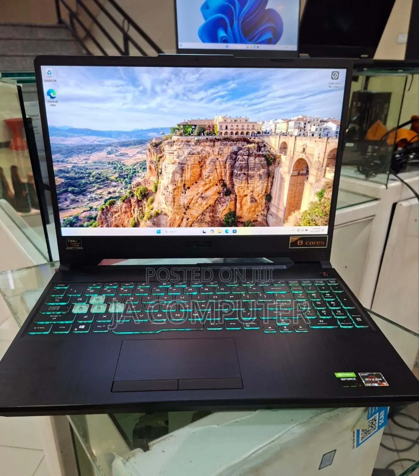 New Laptop Asus TUF Gaming A15 32GB AMD Ryzen 7 SSD 512GB