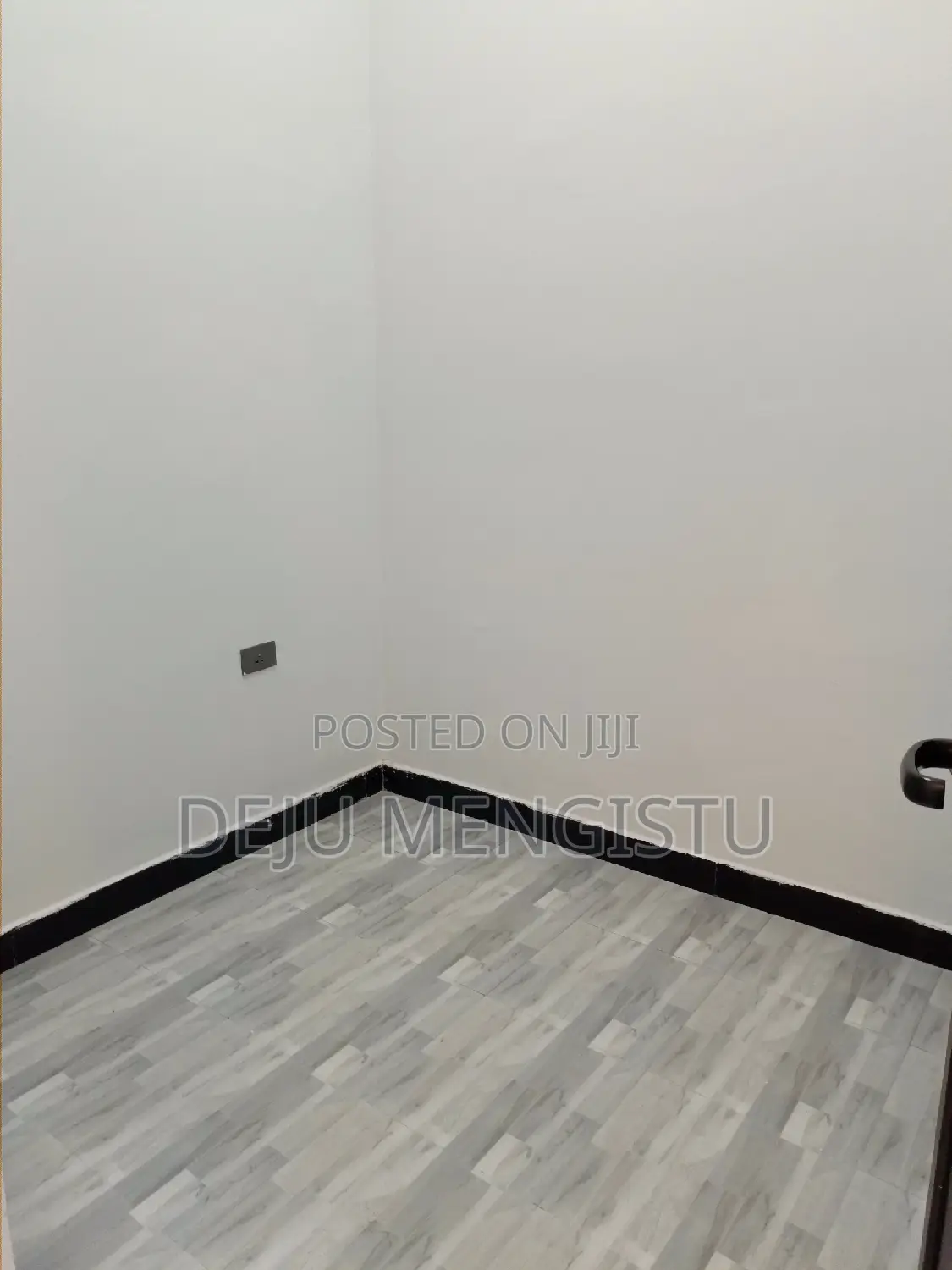 5bdrm Villa in አትሌት መንደር, Bole for sale