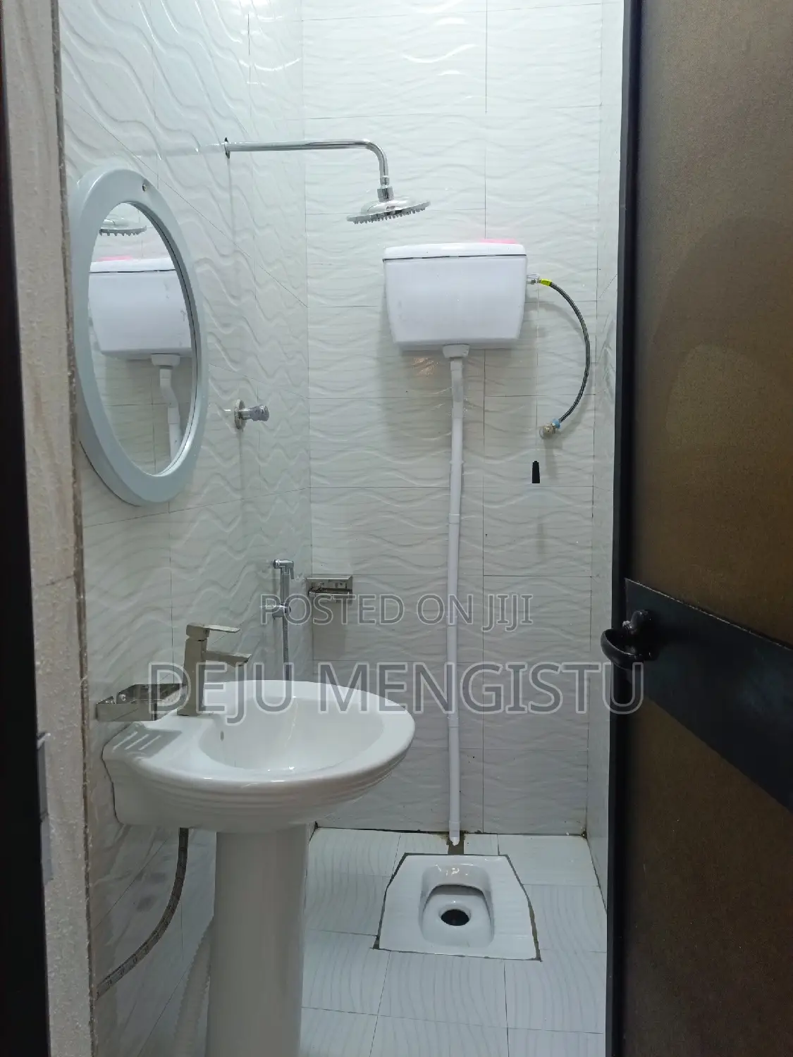 5bdrm Villa in አትሌት መንደር, Bole for sale