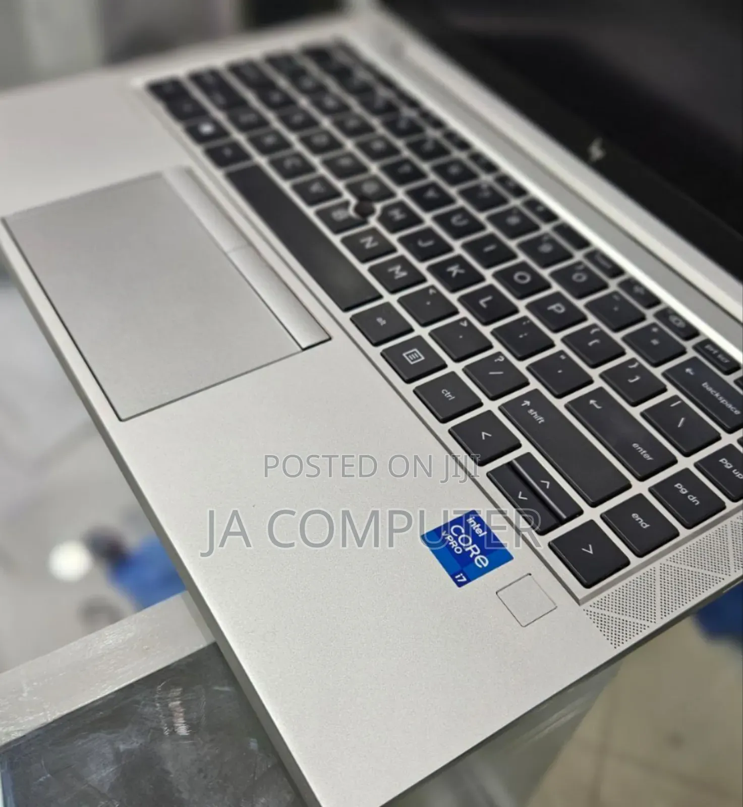 New Laptop HP EliteBook 840 G8 16GB Intel Core I7 SSD 512GB