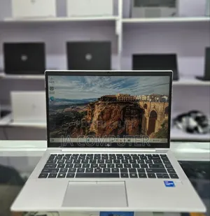 Photo - New Laptop HP EliteBook 840 G8 16GB Intel Core I7 SSD 512GB