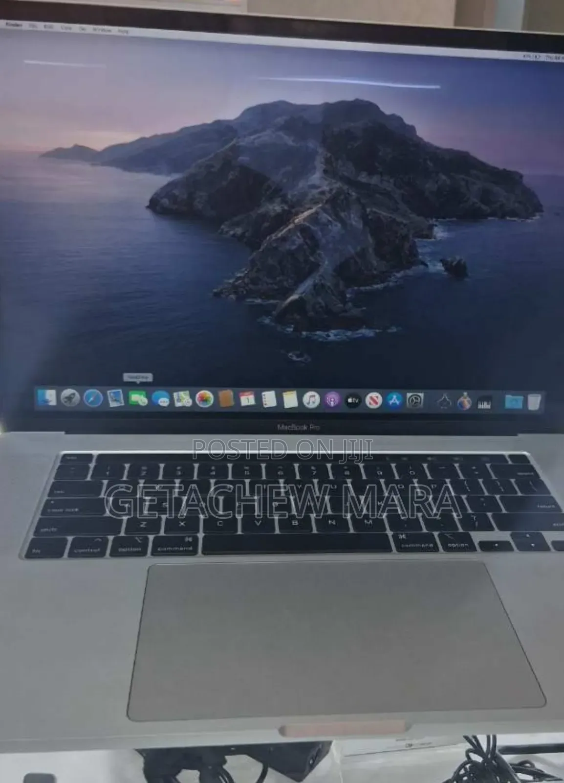 New Laptop Apple MacBook Pro 2019 16GB Intel Core I7 SSD 512GB
