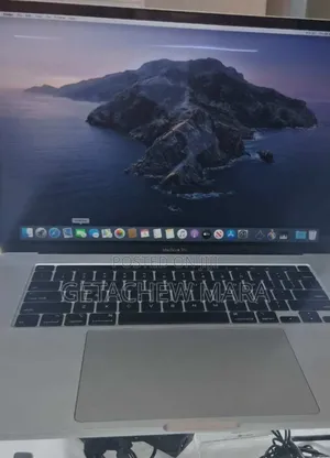 New Laptop Apple MacBook Pro 2019 16GB Intel Core I7 SSD 512GB