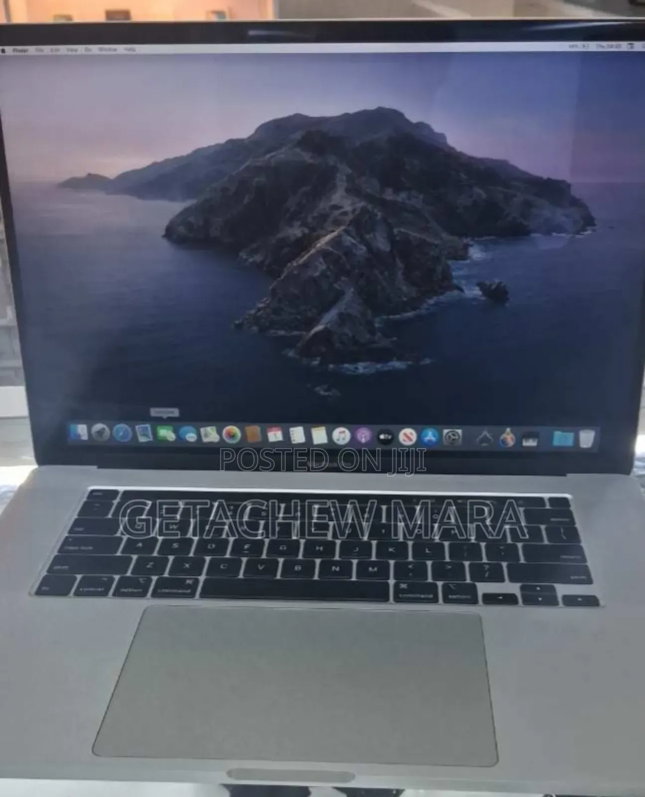 New Laptop Apple MacBook Pro 2019 16GB Intel Core I7 SSD 512GB