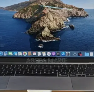 New Laptop Apple MacBook Pro 2020 8GB Intel Core I5 SSD 256GB