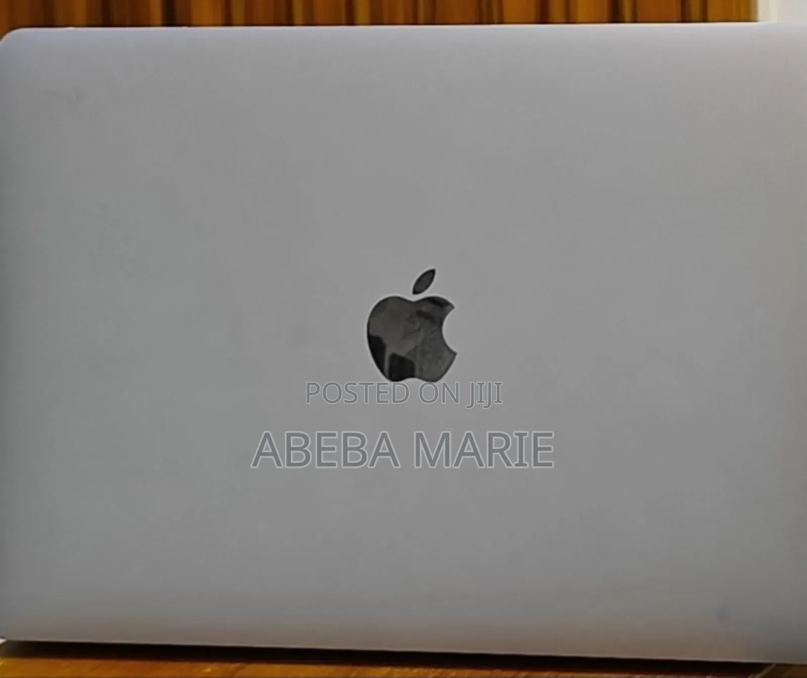 New Laptop Apple MacBook Pro 2020 8GB Intel Core I5 SSD 256GB