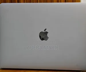 New Laptop Apple MacBook Pro 2020 8GB Intel Core I5 SSD 256GB
