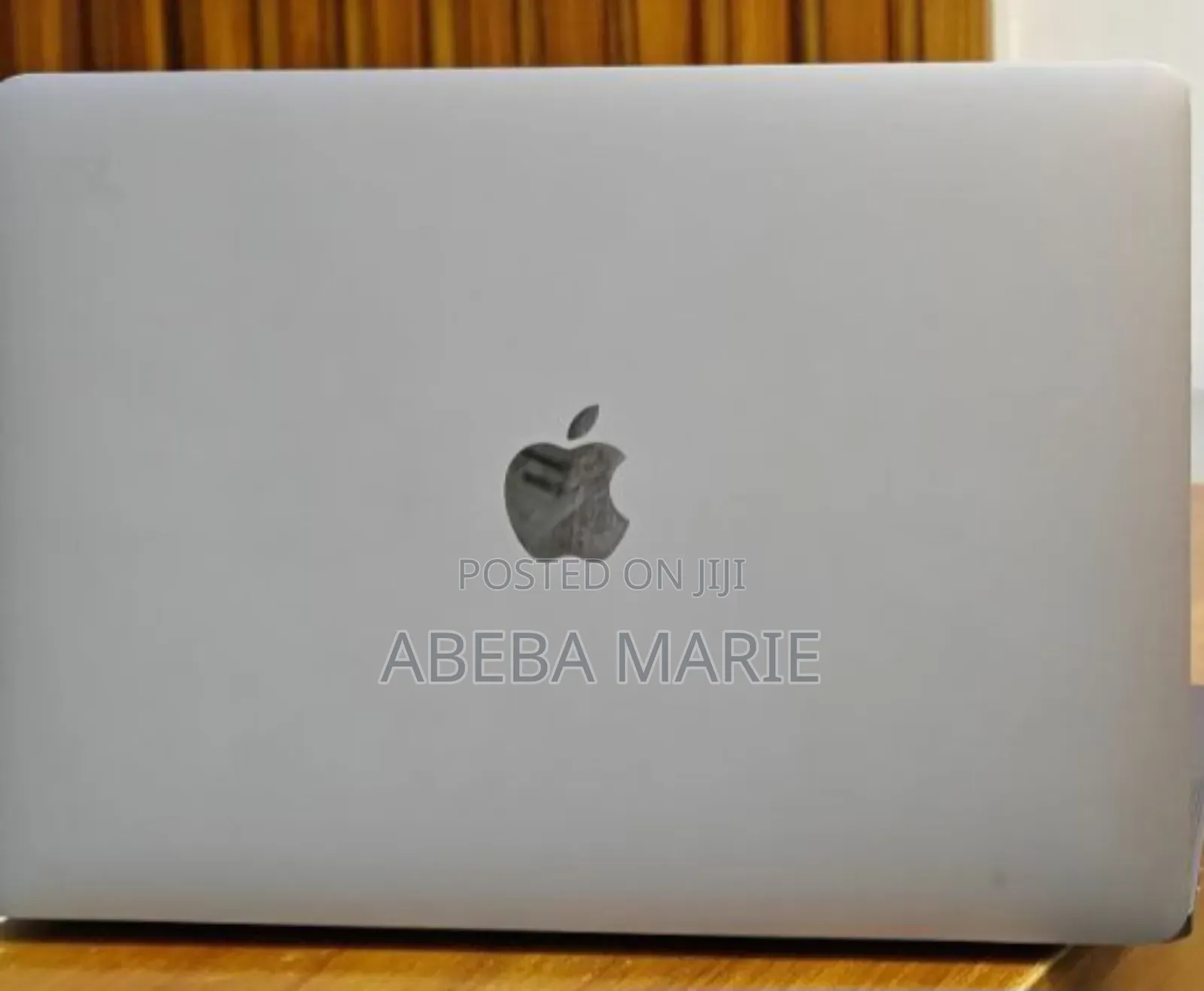 New Laptop Apple MacBook Pro 2020 8GB Intel Core I5 SSD 256GB
