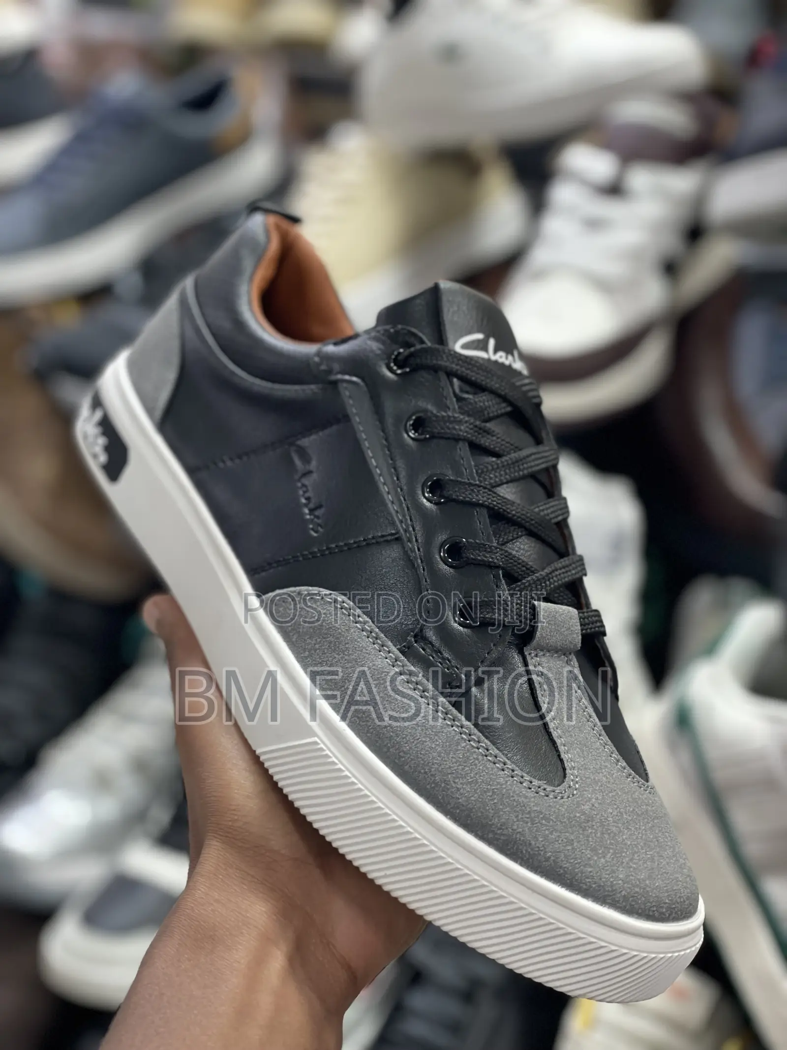 Clarks Flats Mens Casual Shoes Upper Leather and Suede