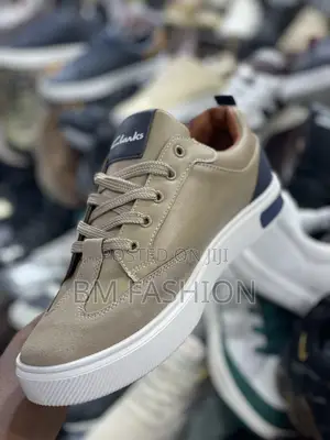 Clarks Flat Kaky Color for Mens