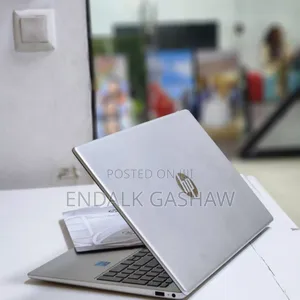 New Laptop HP Stream Notebook 8GB Intel Core I3 SSD 256GB