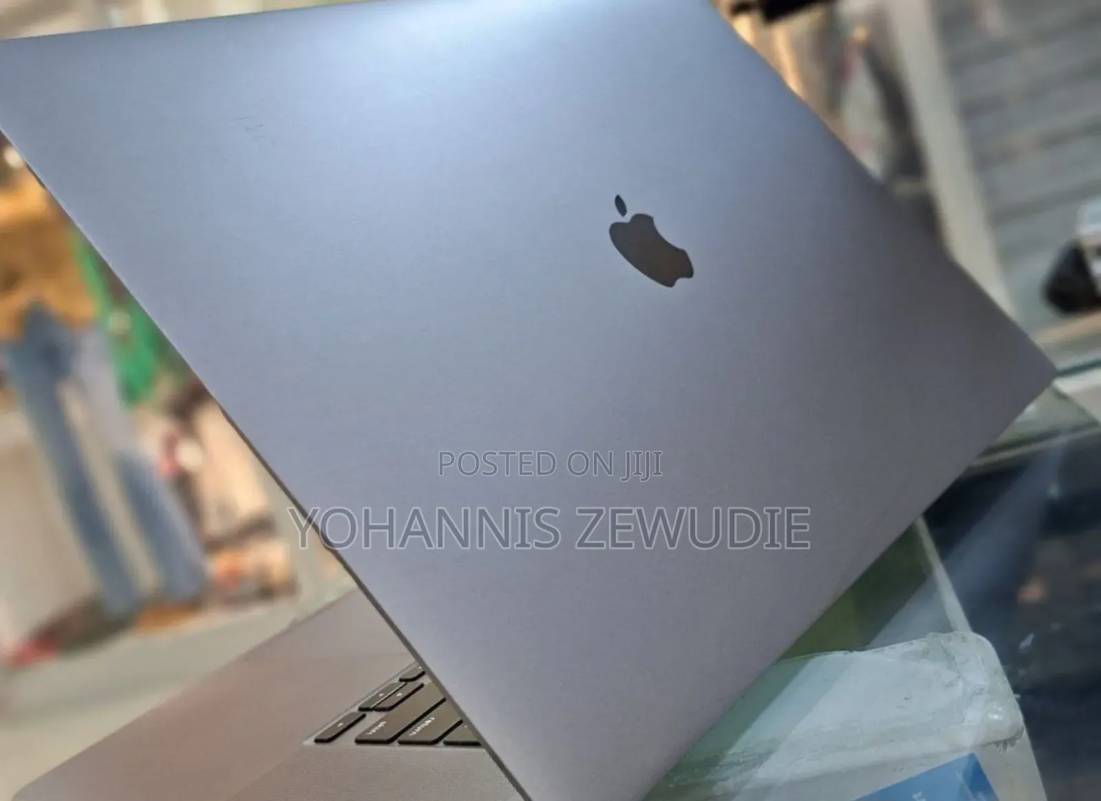 New Laptop Apple MacBook Pro 2019 32GB Intel Core I9 SSD 1T