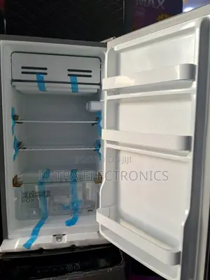 Media Refrigerator 142l