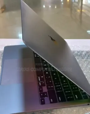 New Laptop Apple MacBook Pro M1 8GB SSD 256GB