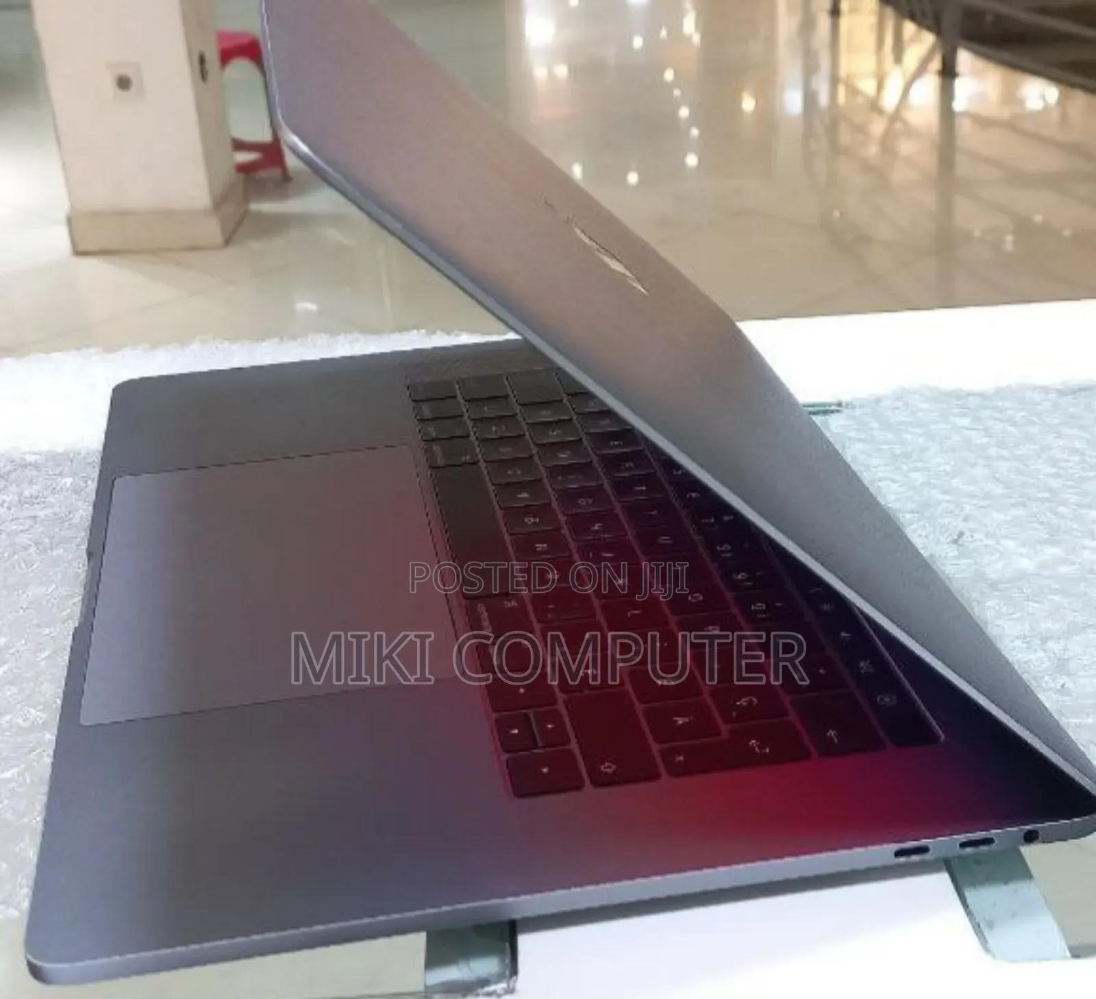 New Laptop Apple MacBook Pro 2016 16GB Intel Core i7 SSD 512GB