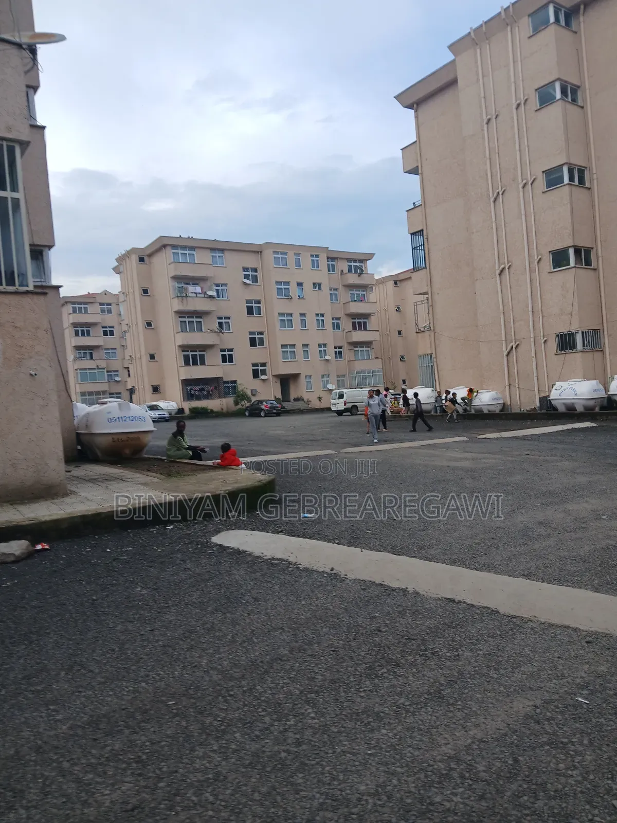 Furnished 2bdrm Apartment in Apartment, Yeka for rent