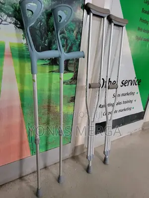 Photo - Crutches圣簽height Requirements of Taller Users載醒kranch=Cranch烒紮crutches