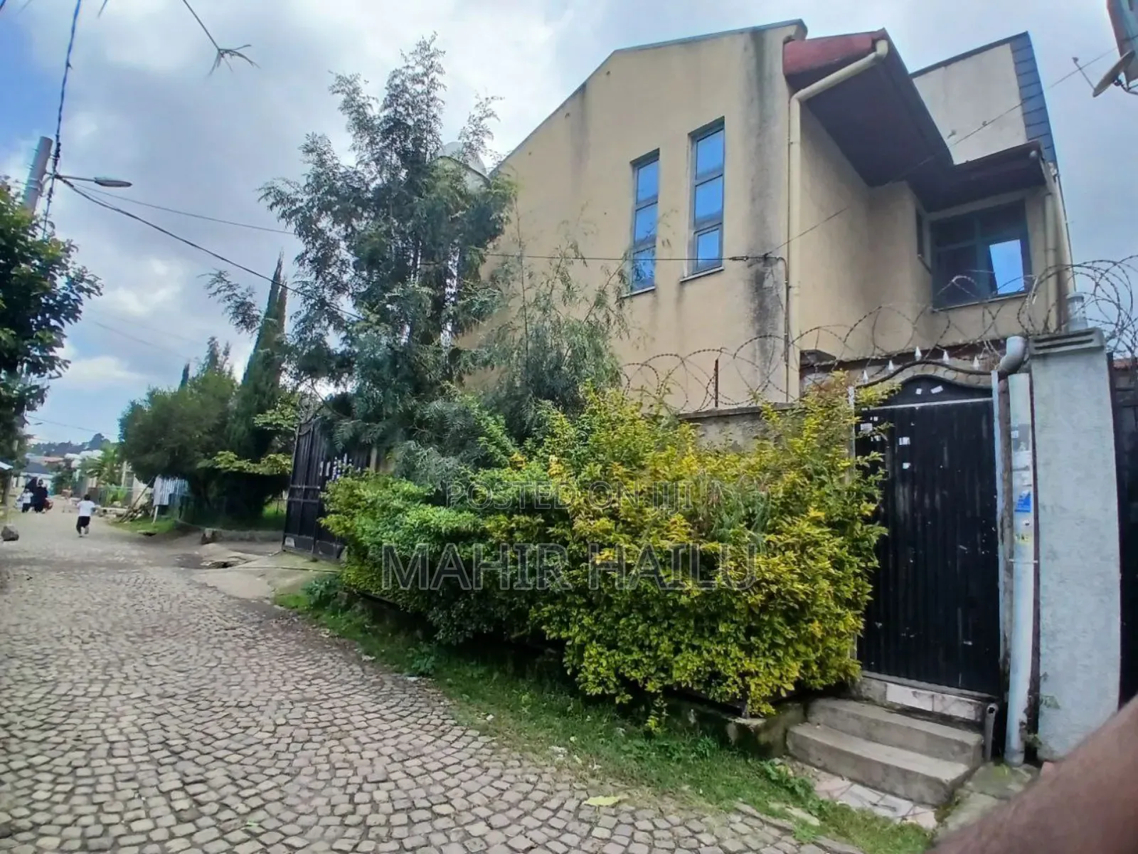 4bdrm House in ቤቴል, Kolfe Keranio for sale