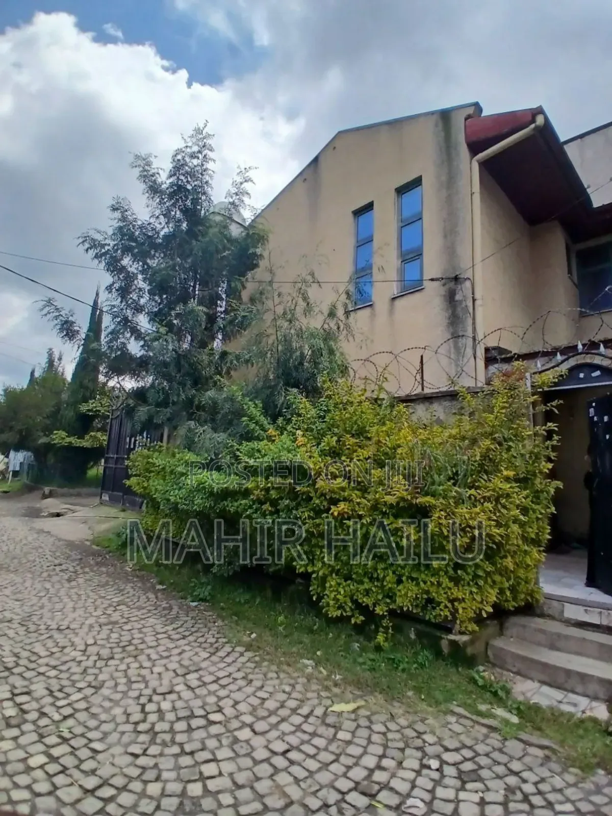 4bdrm House in ቤቴል, Kolfe Keranio for sale