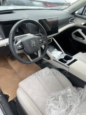 New BYD Yuan Up 2025 Silver