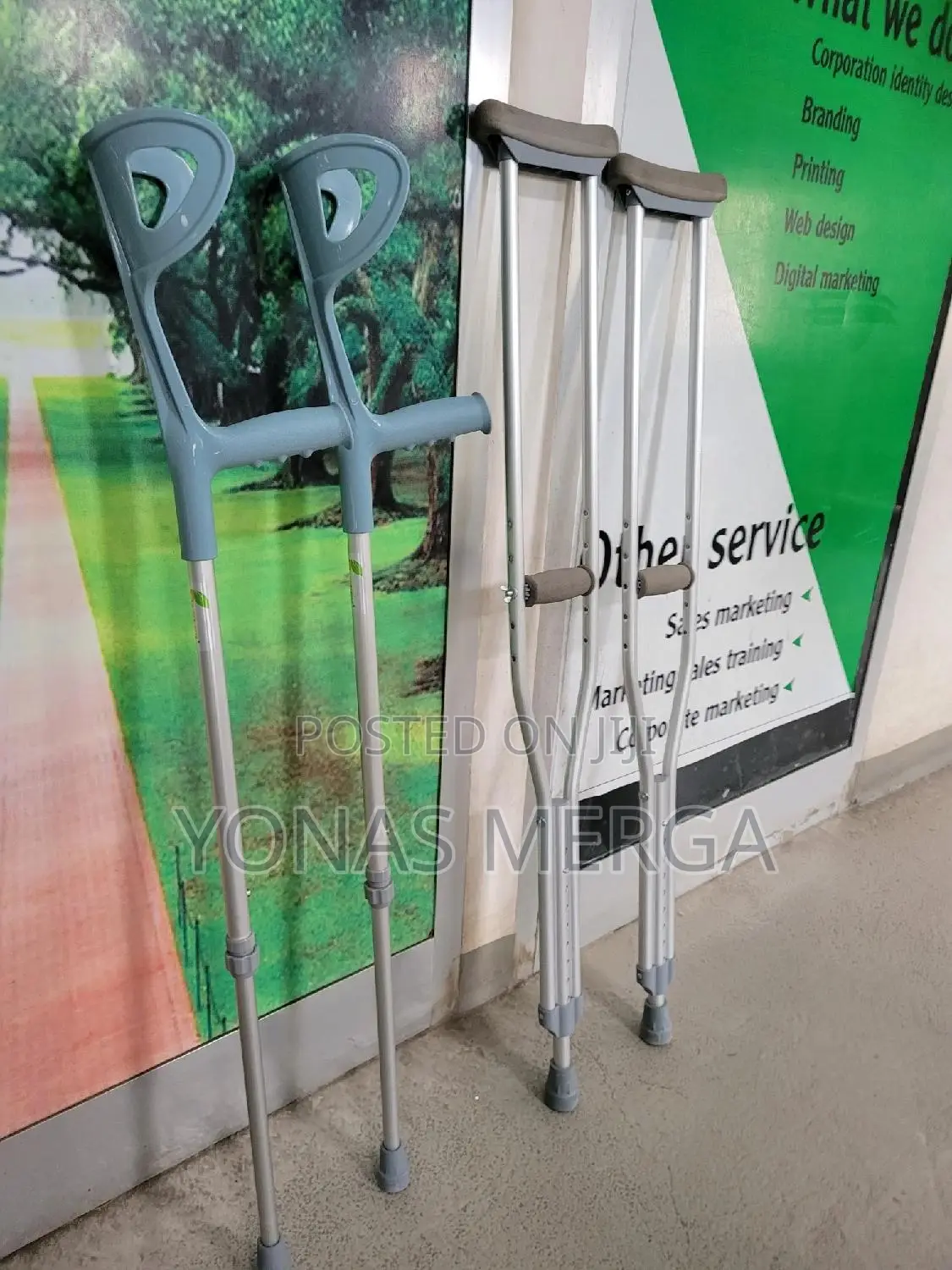 Crutches萌汉forearm Supports or Walking Sticks人crutch Holder for Seniors