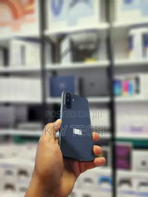 Photo - New Samsung Galaxy A36 256 GB Black