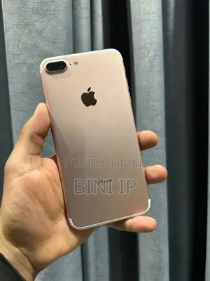 Photo - New Apple iPhone 7 Plus 128 GB Rose Gold