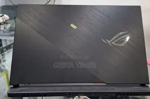 New Laptop Asus ROG Strix SCAR 15 8GB Intel Core I7 SSD 1T