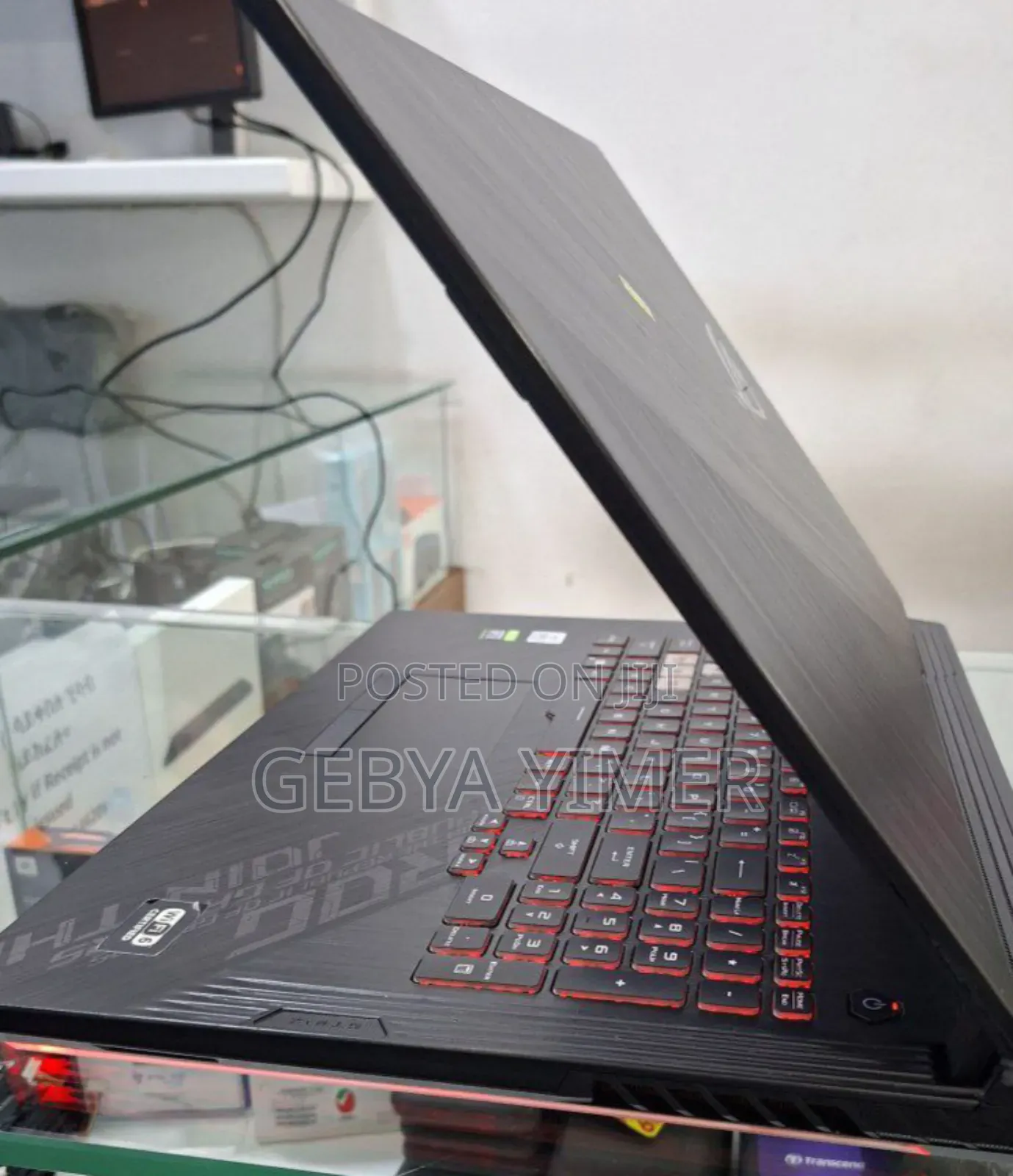 New Laptop Asus ROG Strix SCAR 15 8GB Intel Core I7 SSD 1T